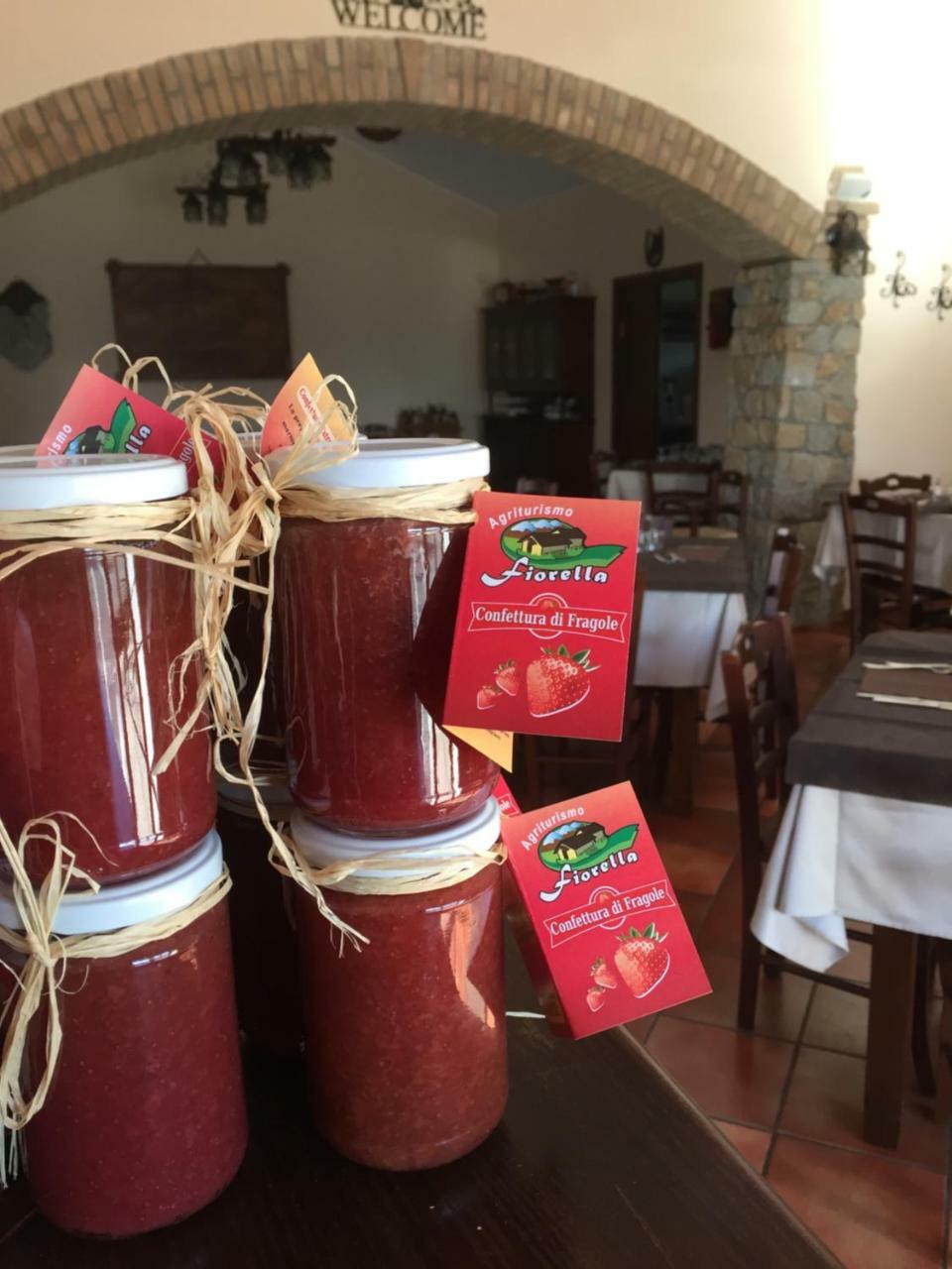 קמיליאטלו סילאנו Agriturismo Fiorella מראה חיצוני תמונה